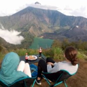 CRATER RIM SENARU 2641M hiking